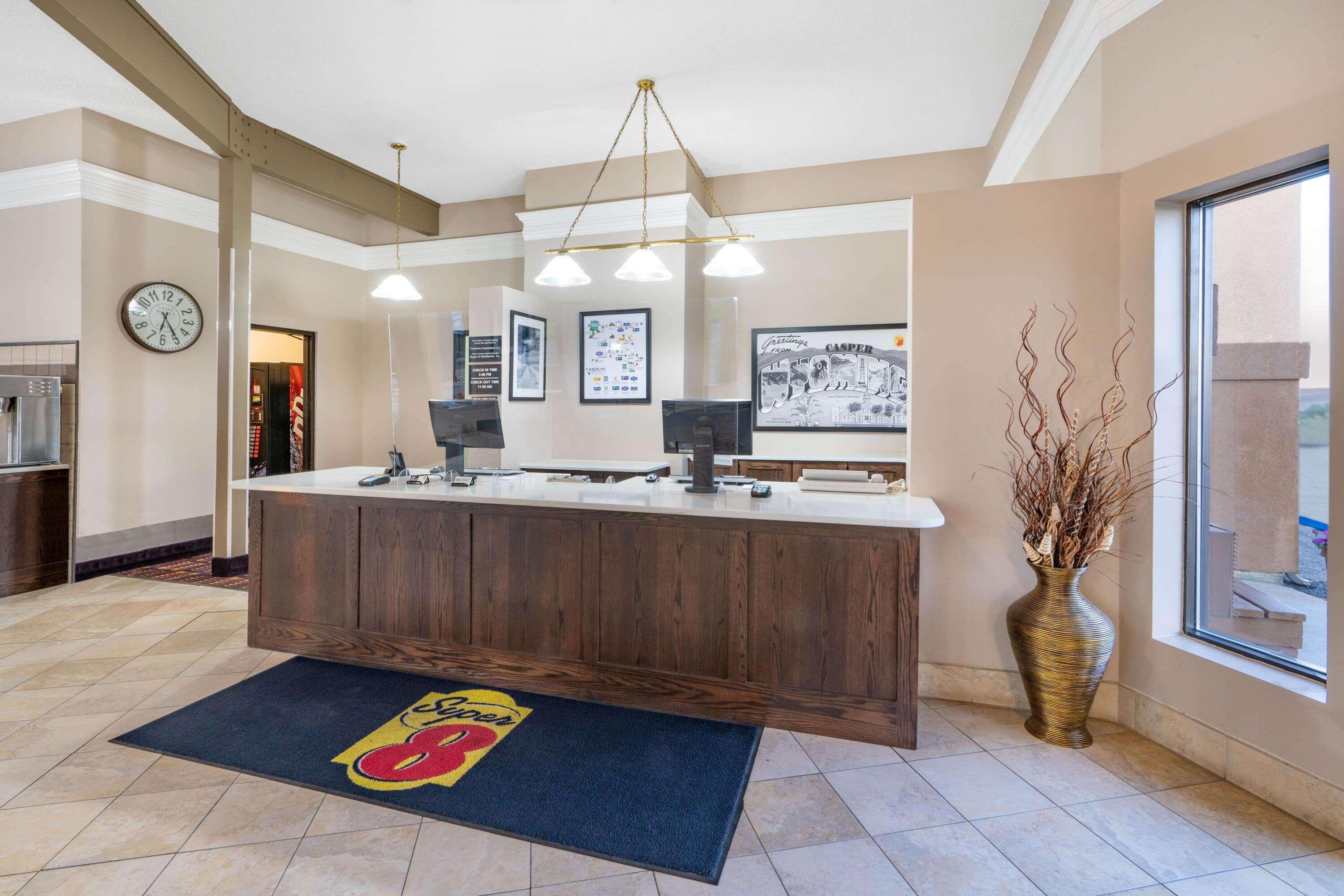 Super 8 By Wyndham Casper West By The River Exterior foto
