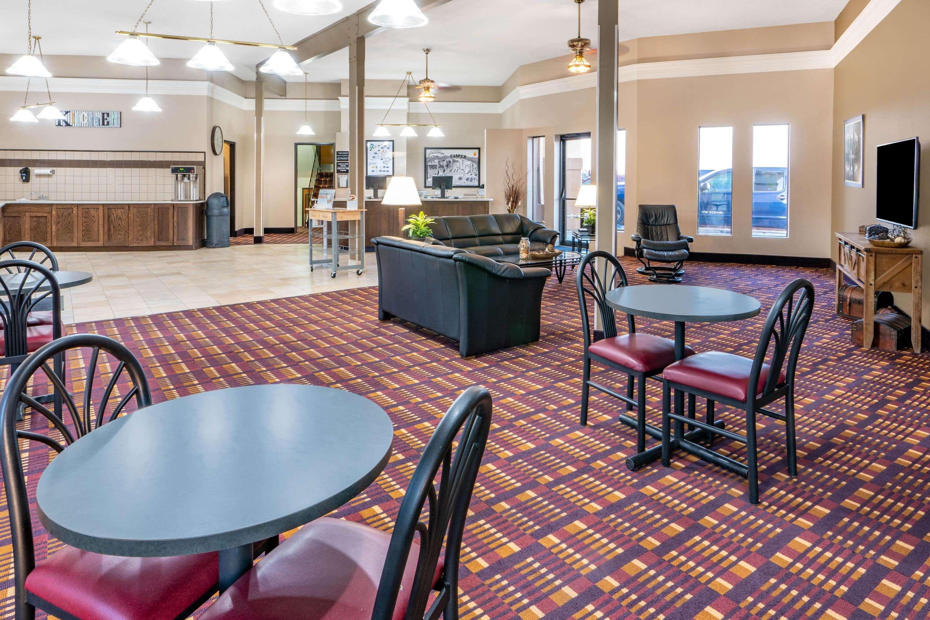 Super 8 By Wyndham Casper West By The River Exterior foto